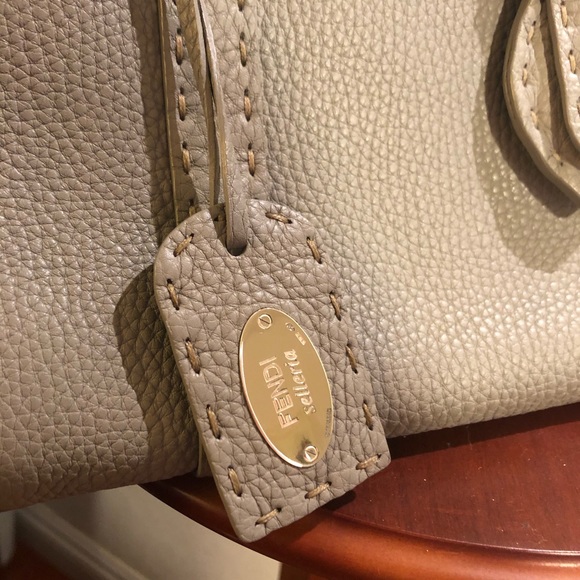 FENDI | Selleria Linda Bag - Picture 2 of 10